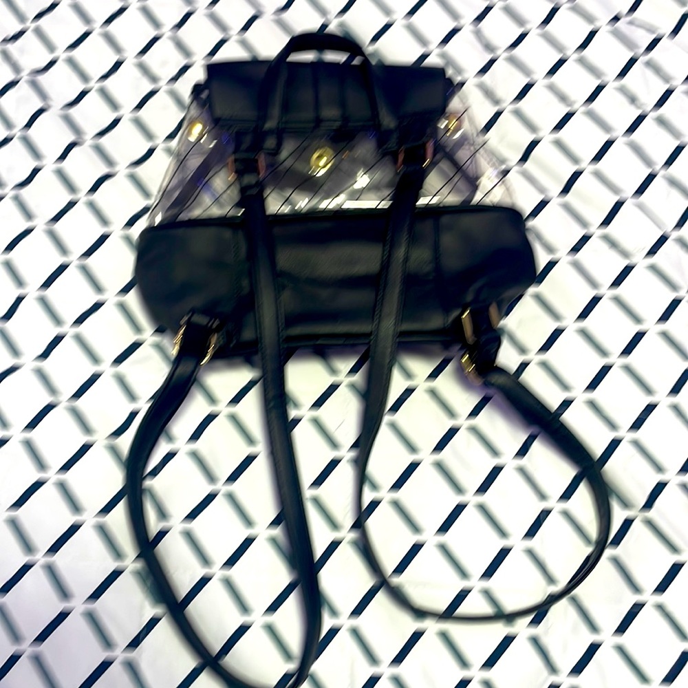 Cute small backpack - Picture 3 of 3